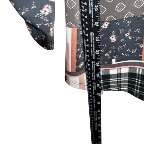 Cure Blouse Women's Medium V-Neck Patchwork 3/4 Sleeve Printed Shirt Top - Picture 7 of 10